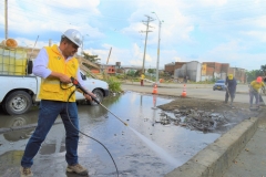 EDRU-interviene-puntos-cronicos-de-basura-en-el-centro-12