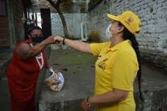 Entrega-de-mercados-EMRU_03