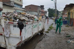 JORNADAS-DE-ASEO-EN-EL-AREA-DE-RENOVACION-URBANA_05