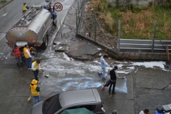 Jornada-de-limpieza-punto-cronico-basuras-08
