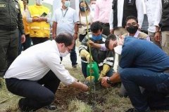 Primera-piedra-bunker-fiscalia_11