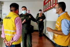 Emru-de-la-mano-con-la-comunidad-5