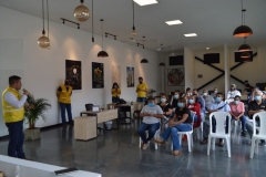 Recorrido-con-la-comunidad-al-Proyecto-Ciudad-Paraiso-08