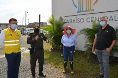 Recorrido-con-la-comunidad-al-Proyecto-Ciudad-Paraiso-11