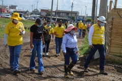 Recorrido-con-la-comunidad-al-Proyecto-Ciudad-Paraiso-16