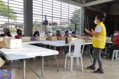 Taller-Huertas-caseras-Comuna-14_05