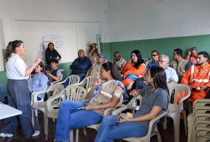 La EDRU fomenta la comunicación asertiva entre contratistas y comunidad en el barrio Obrero